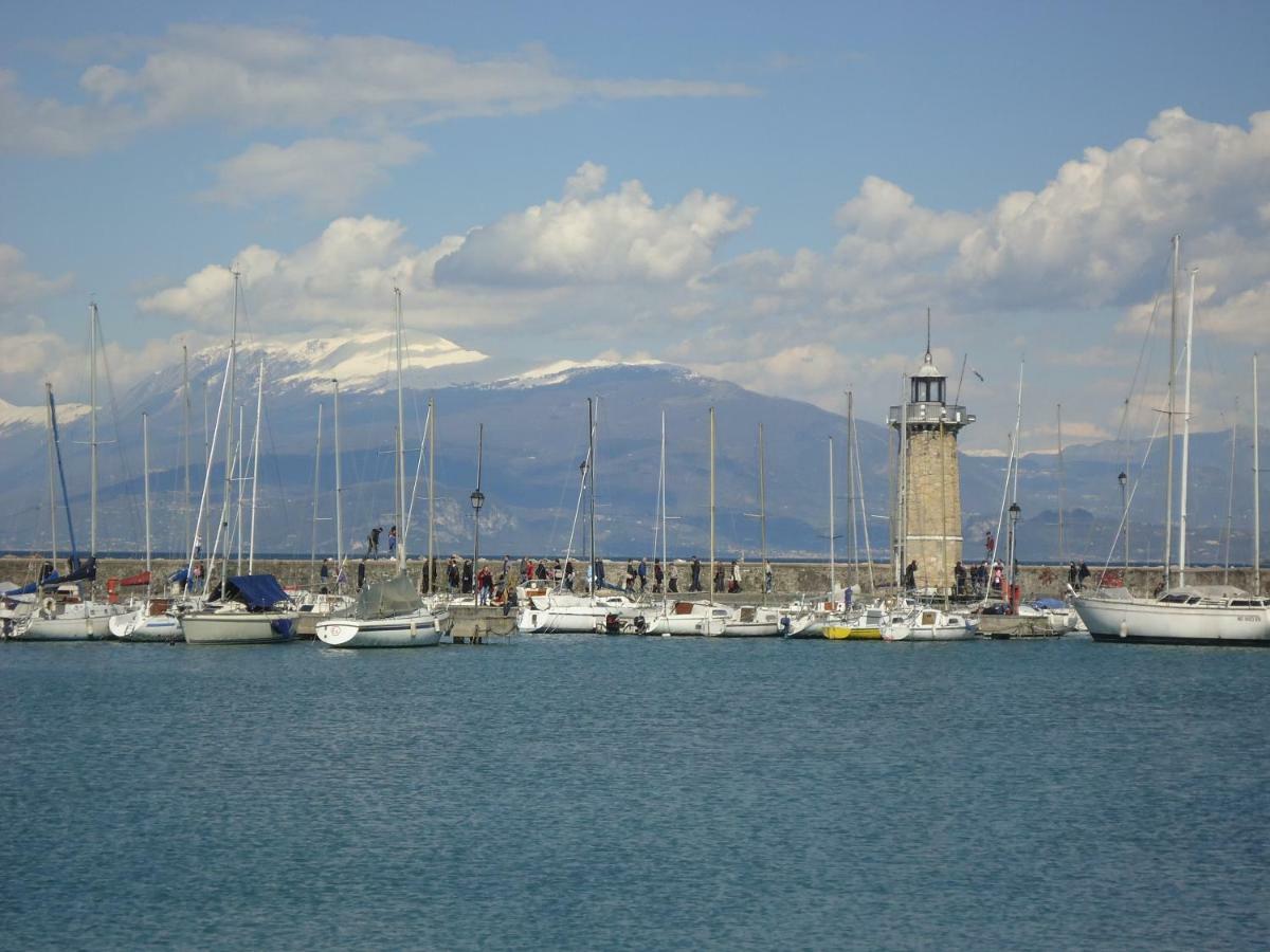 Sweet Home Desenzano del Garda Exterior foto